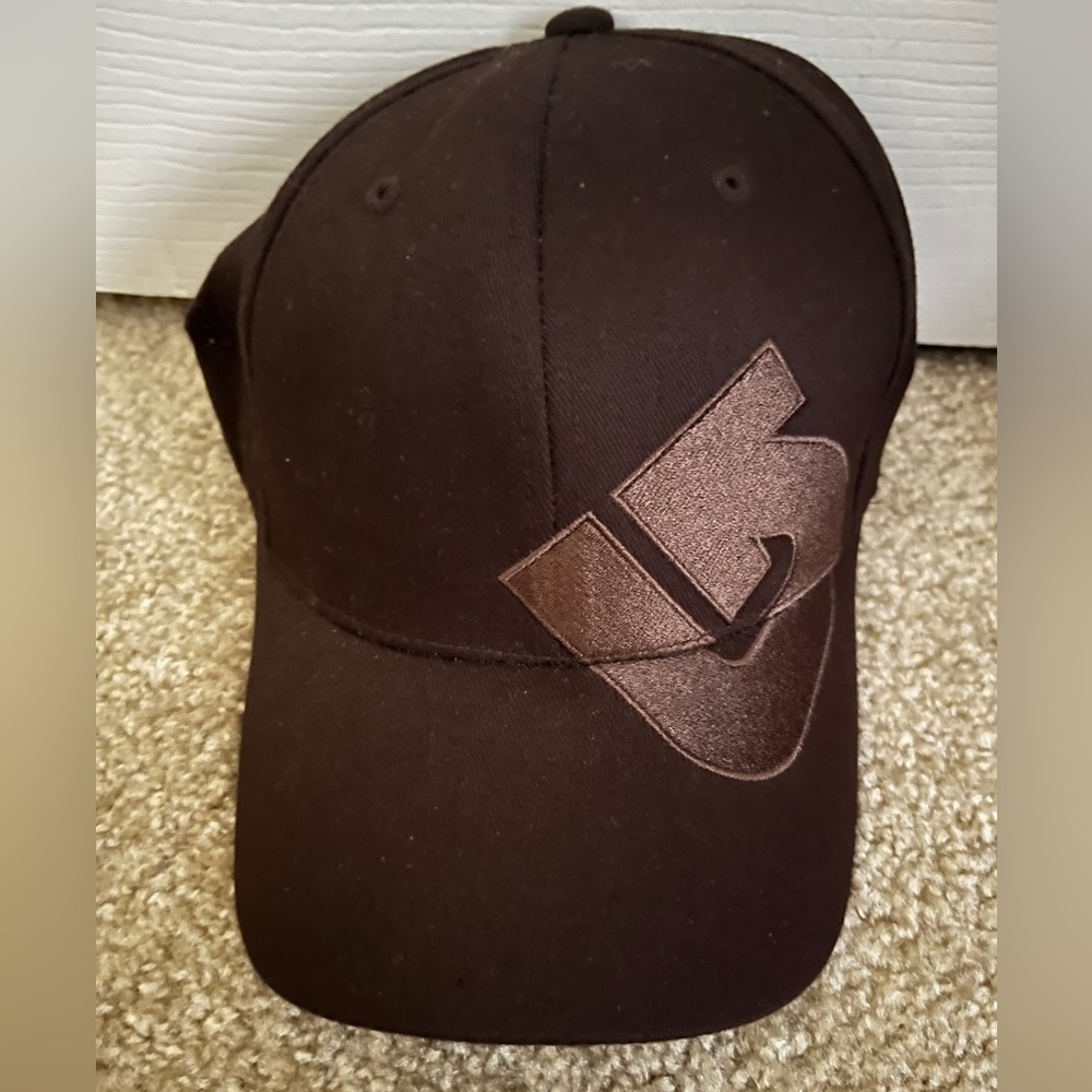 Burton Snowboard Flexfit Hat in Brown